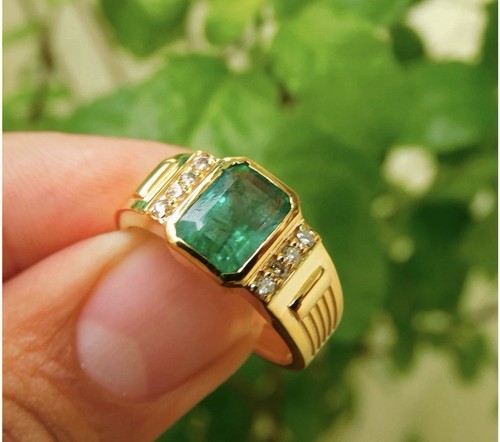 Anello smeraldo naturale - smeraldo, oro